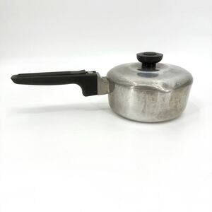 GHC MAGNALITE 1 QT SAUCE PAN WITH LID MADE IN THE USA 2-SIDED SPOUTS